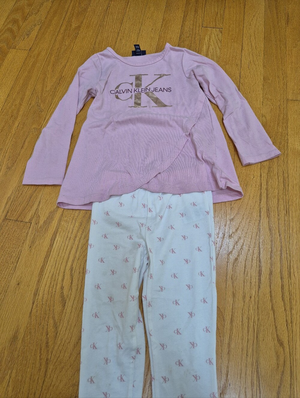 Girls Calvin Klein Jeans Pink Wrap Top and Leggings Set 2pc Size 6T